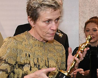  Man arrested for stealing the Best Actress Oscar Trophy