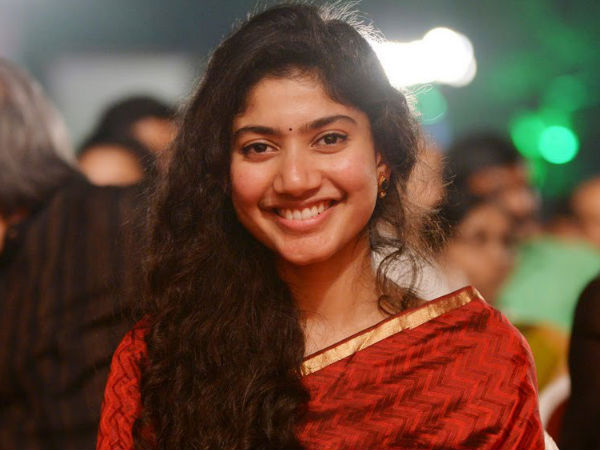Sai Pallavi turns Telangana Girl for Needi Nadi Oke Katha director Venu Udugala
