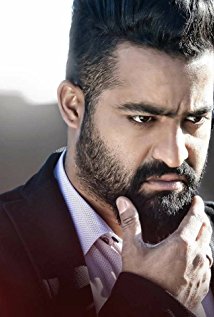 Jr. NTR to flaunt muscles in Khaki