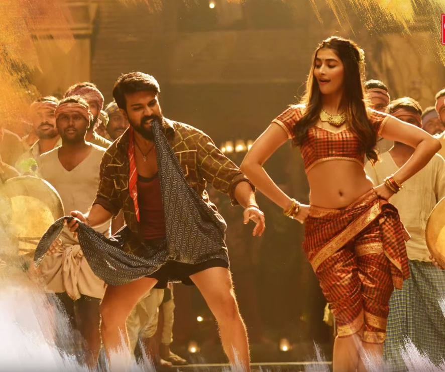 Rangasthalam movie review and rating by audience: Live updates