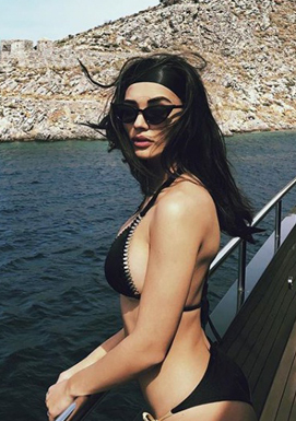 Amy Jackson poses in bold avatar in black bikini