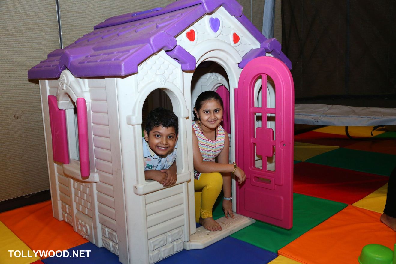 Jhanvi Bajaj Inaugurates Trendz Mom And Kids Expo Gallery