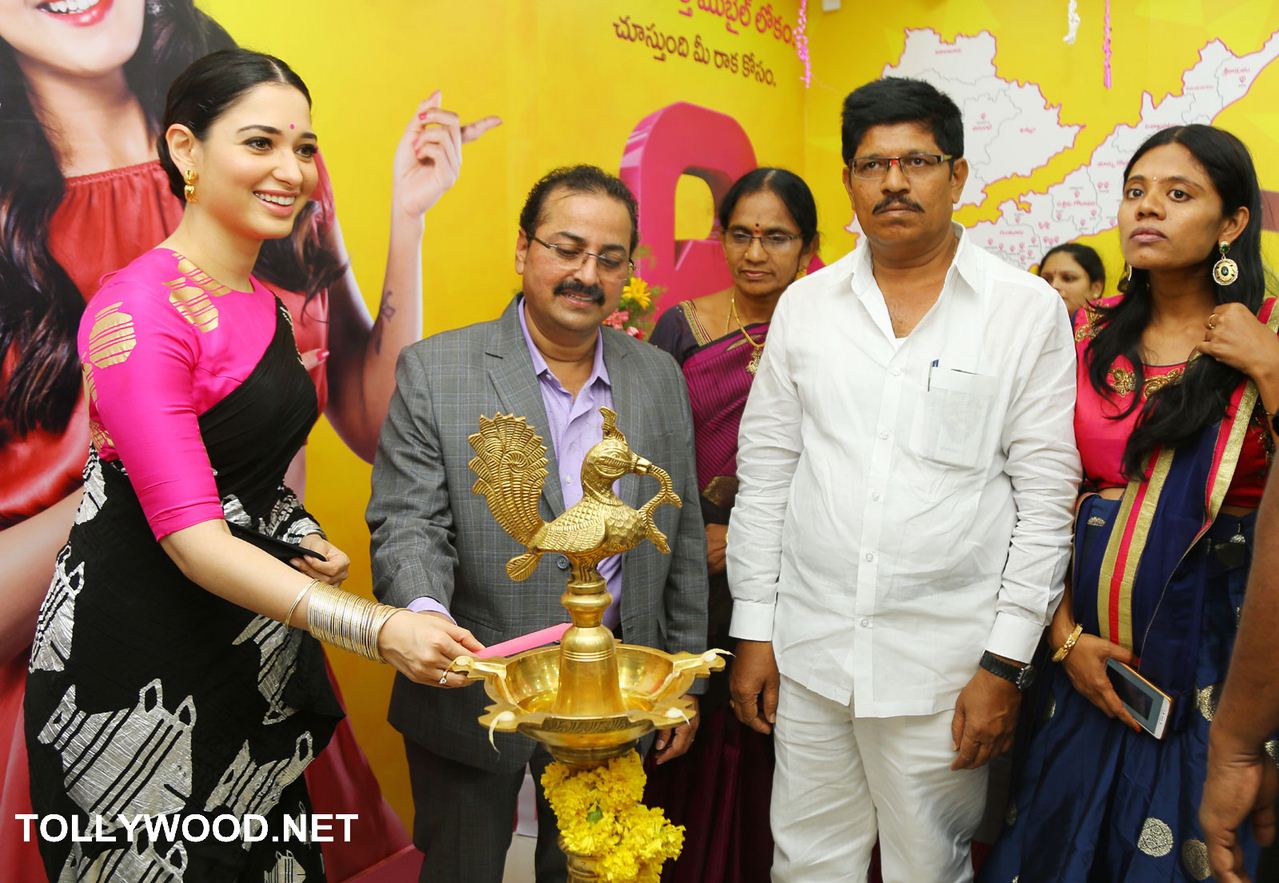 Tamanna Launch B New Mobile Store at Proddatur Photos