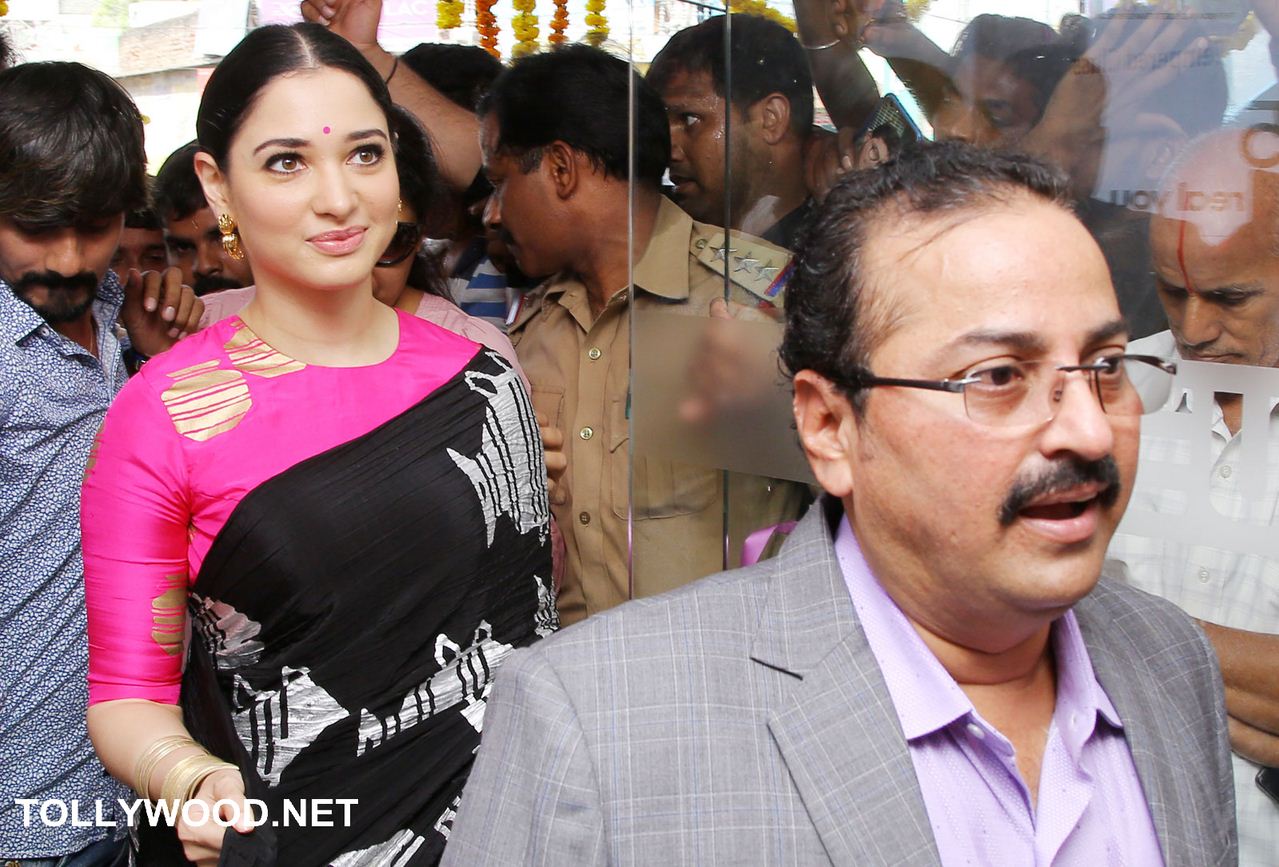 Tamanna Launch B New Mobile Store at Proddatur Photos