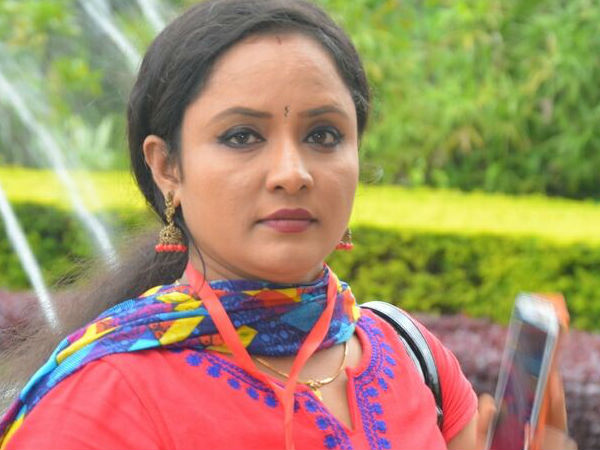 Nisha Sarang accuses director Unnikrishnan of harassment