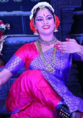 Trivikram Srinivas wife Soujanya dance performance