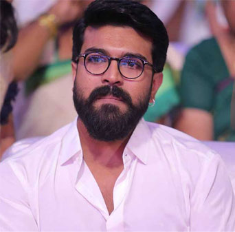 Great Intro for Ram Charan childhood