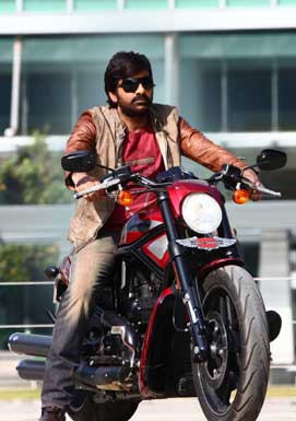 Ravi Teja Special birthday gifts to his Fans