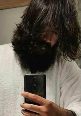 LEAKED! Yash look from KGF Chapter 2