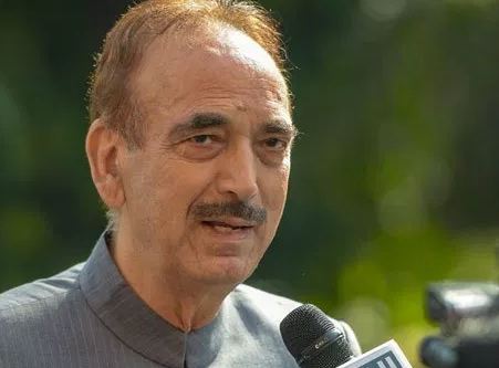 Congress MP Ghulam Nabi Azad halted by the military at Srinagar airport and sent back