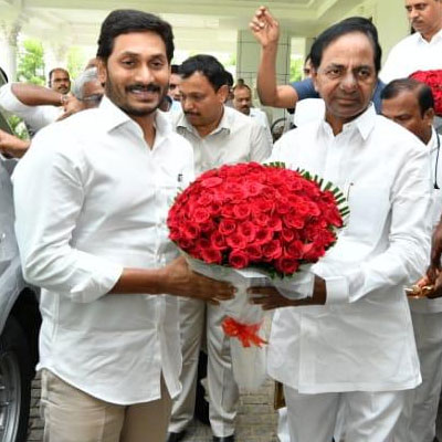 No government official and no security Jagan and KCR meeting