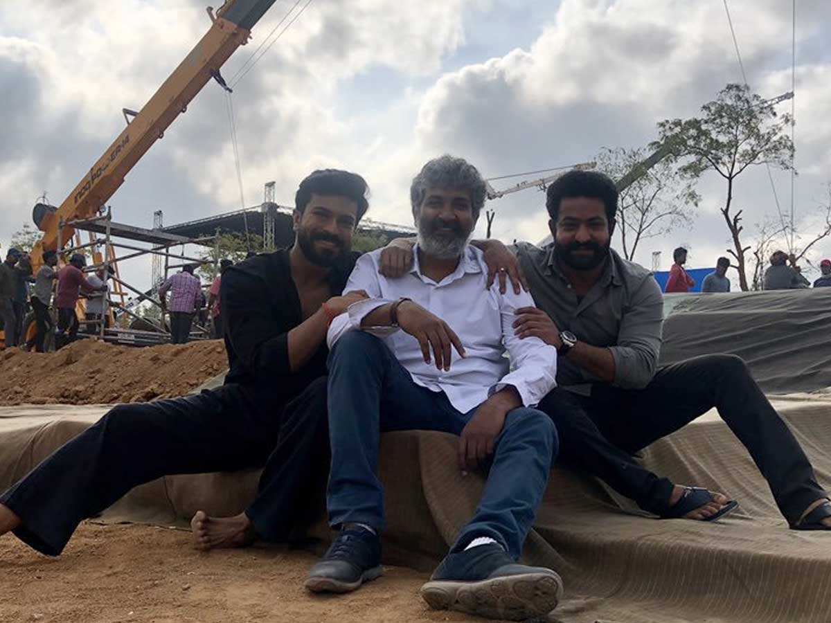 Rajamouli to shoot crazy scenes on Ram Charan and Jr NTR
