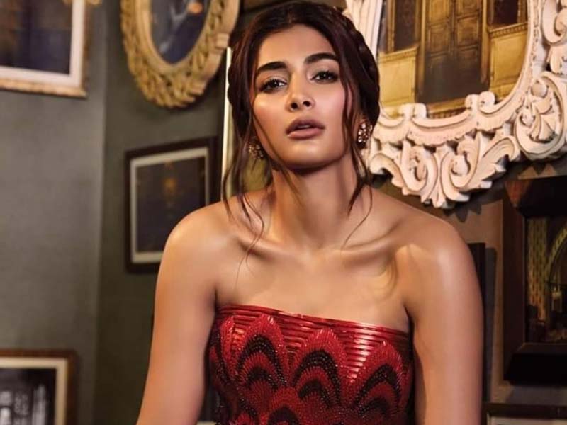 Pooja Hegde says I was prepared for Lip Lock but