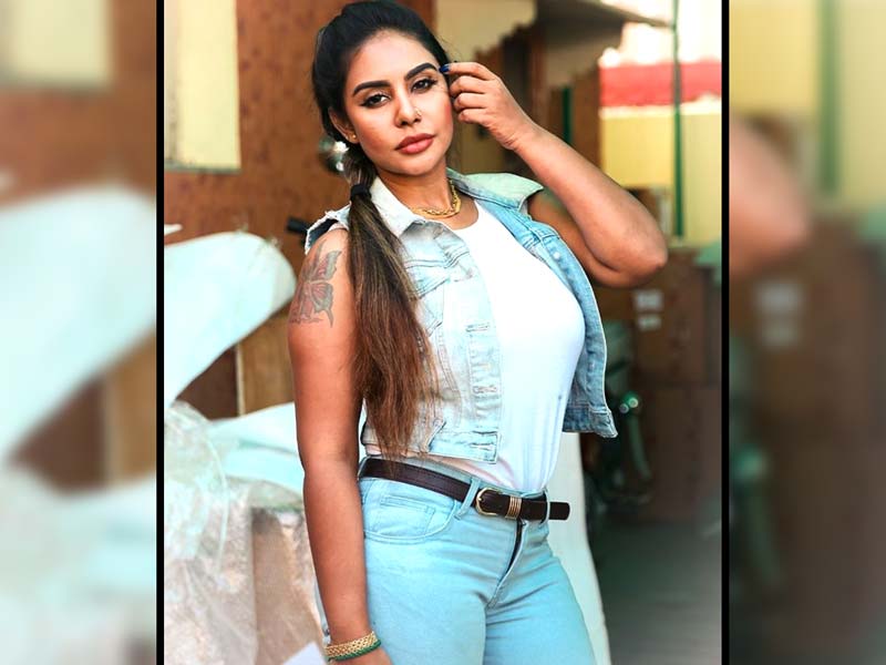 Sri Reddy says, Tolerating Tamannah Bhatia torture from past 10 days