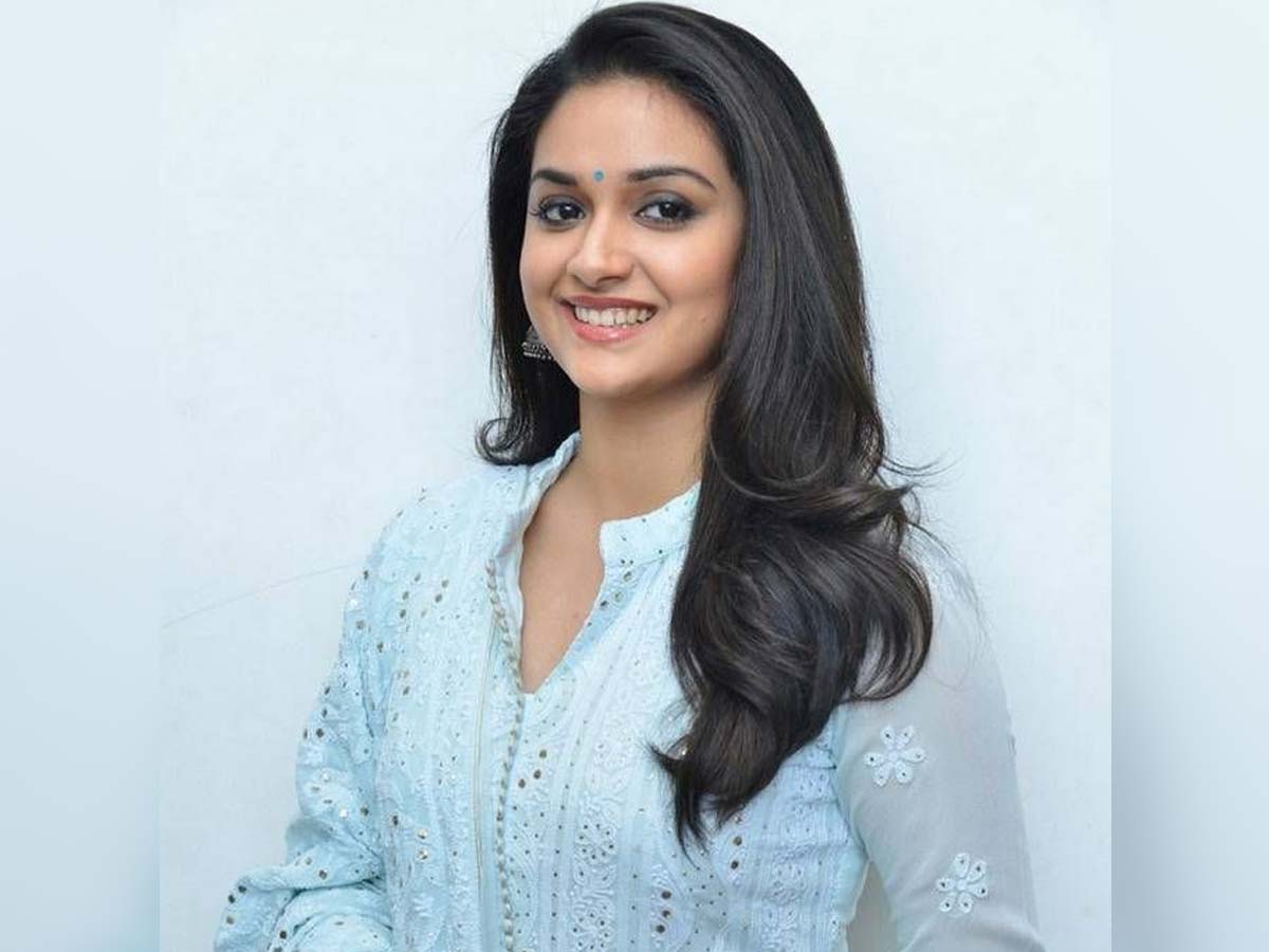 Keerthy Suresh to play her mom role