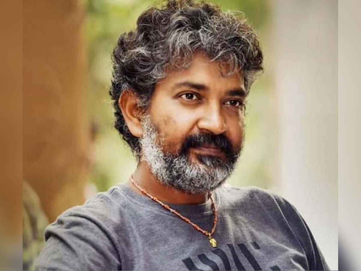 Rajamouli spending Rs 150 Cr for 2 Actions :RRR