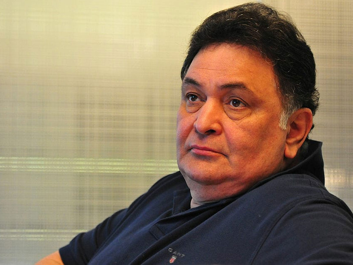 Rishi Kapoor passes away