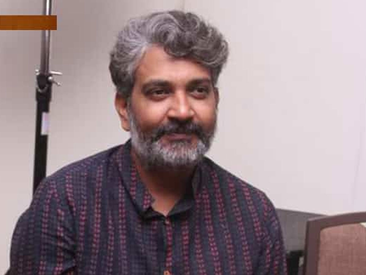 With no other choice, Rajamouli shifts RRR to Baahubali 2