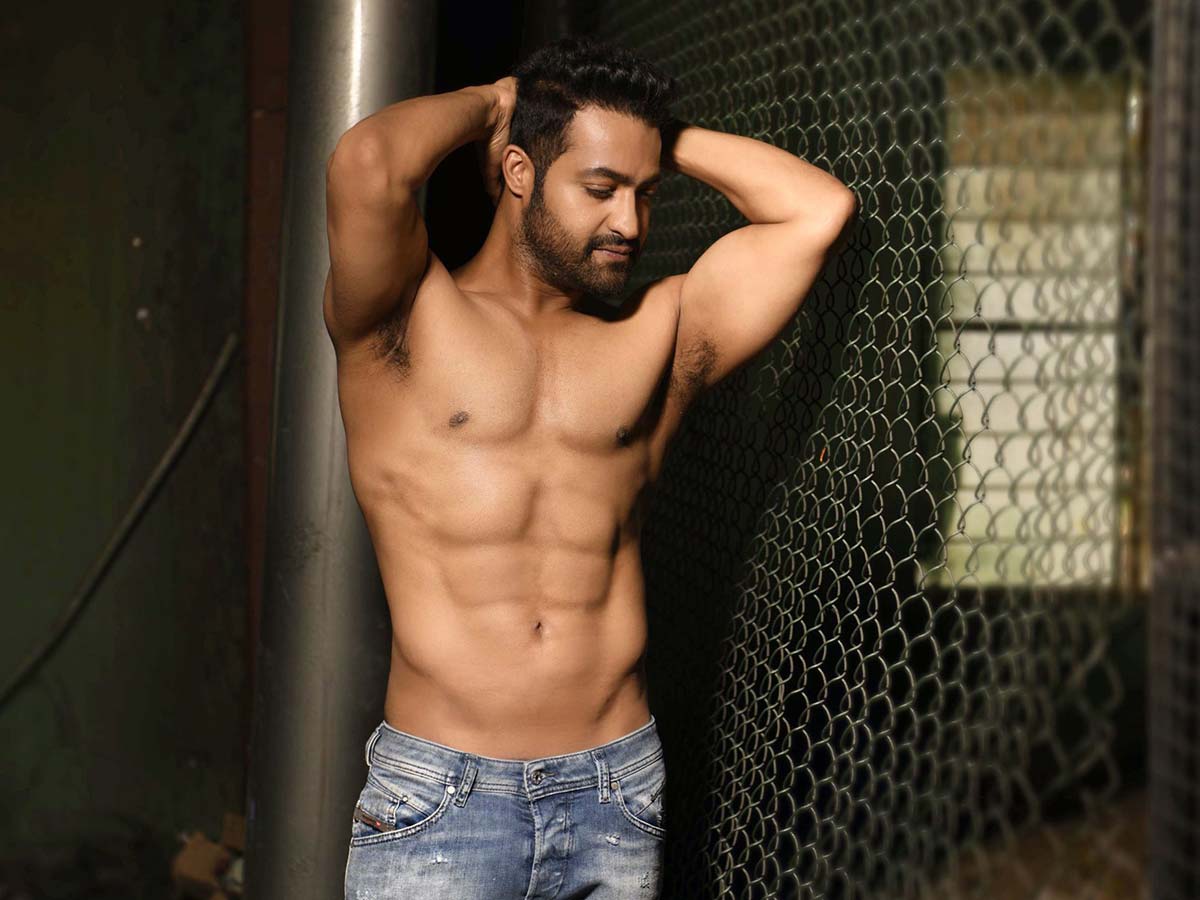 NTR's ripped look brings joy to fans