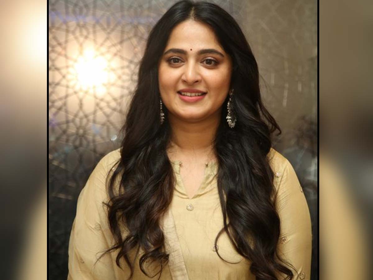 Anushka Shetty : Learn to be a lil more compassionate