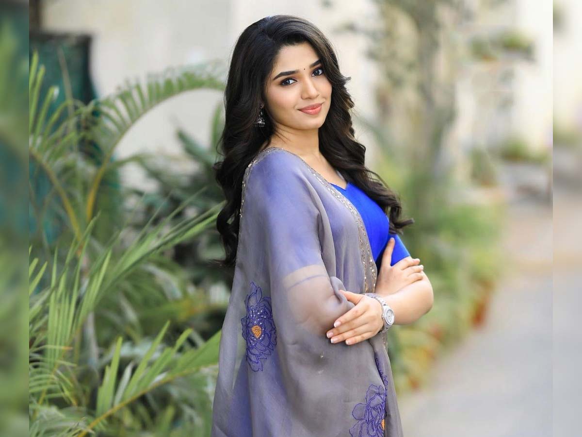 Krithi Shetty to have a cute accent
