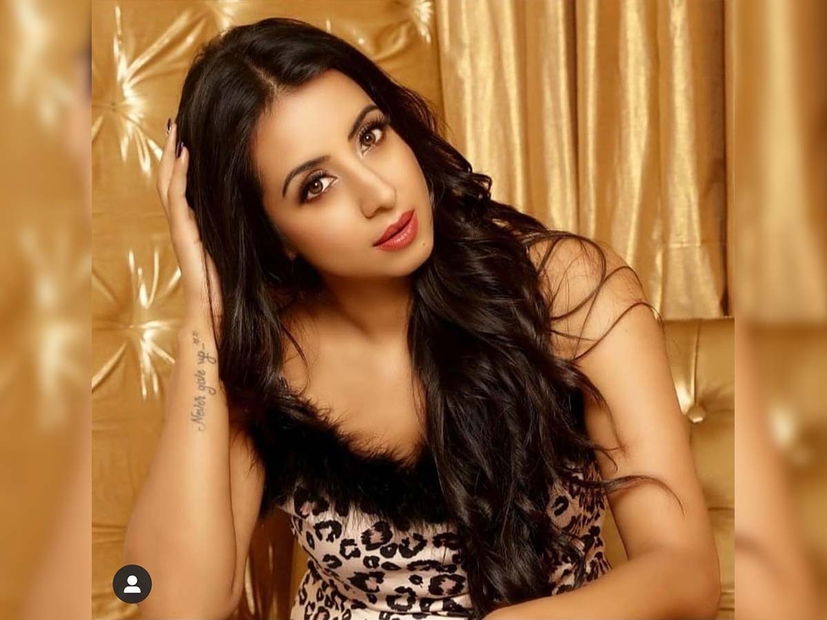 Sanjjanaa Galrani about her dating and love affair
