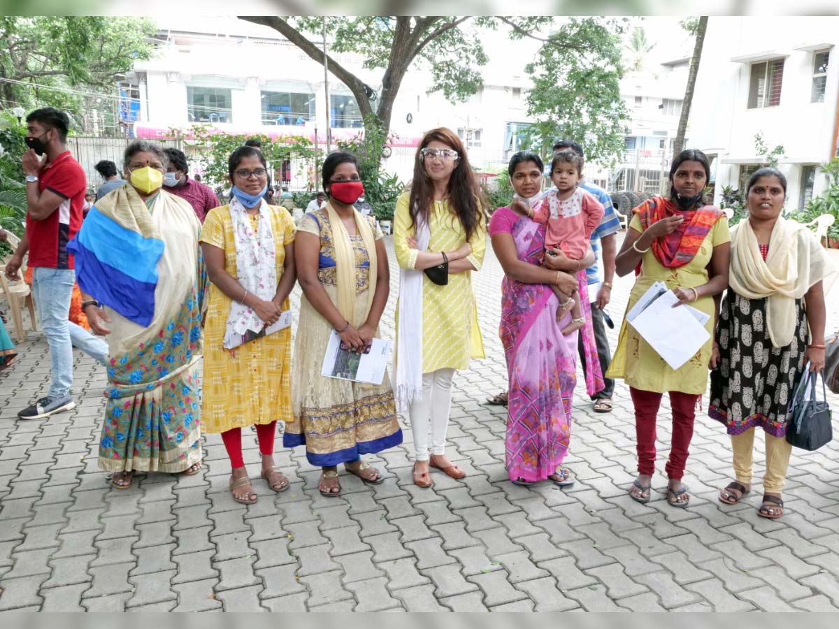 Pranitha Subhash organizes free vaccination drive