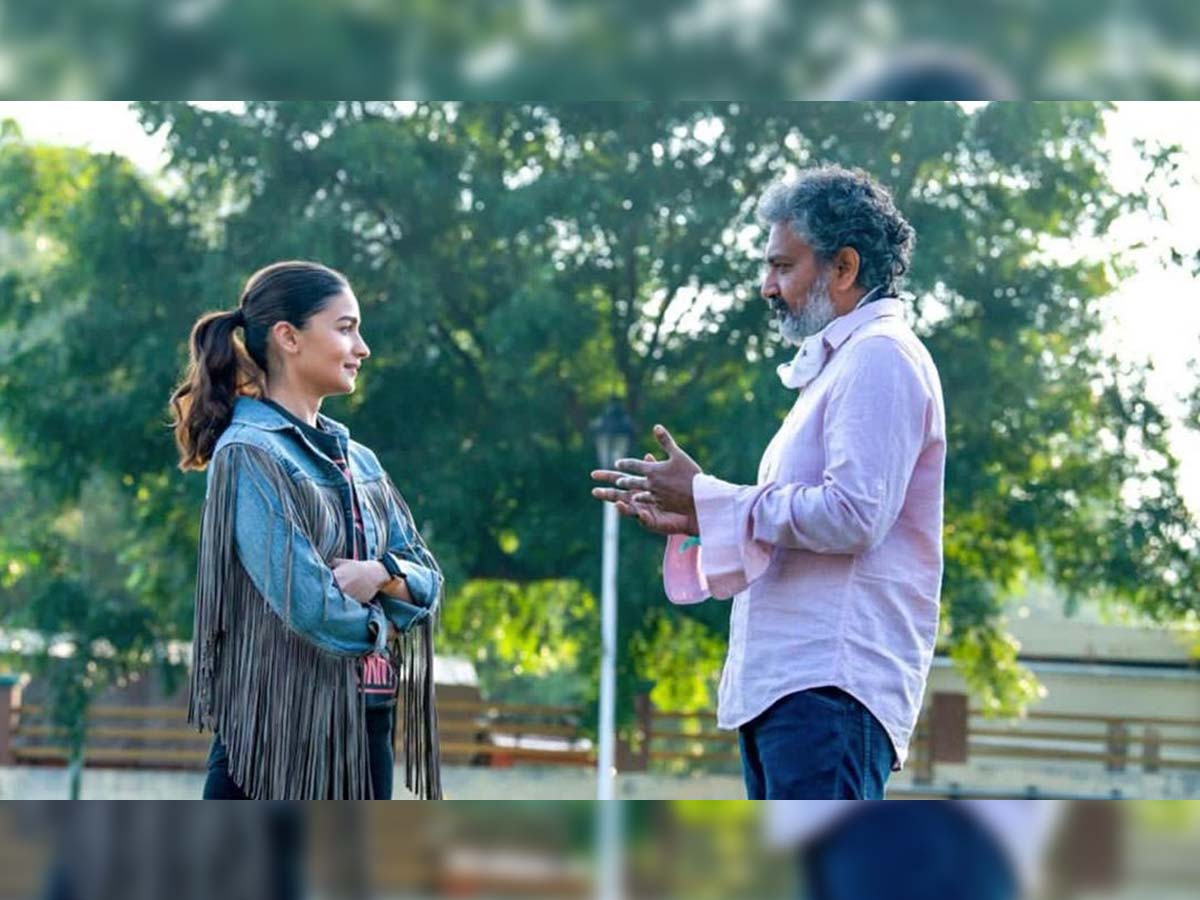 Rajamouli asks Alia Bhatt to lose weight for RRR special song