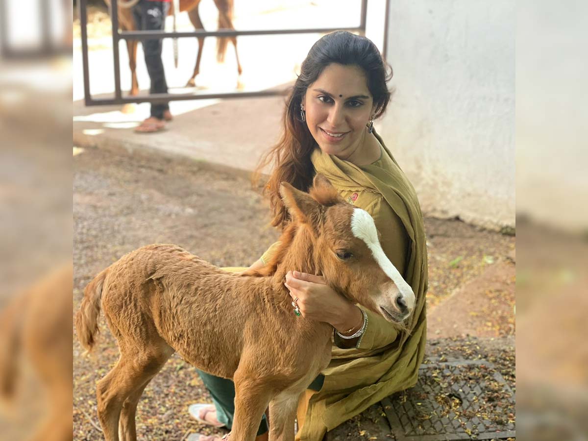 Ram Charan wife Upasana with a foal
