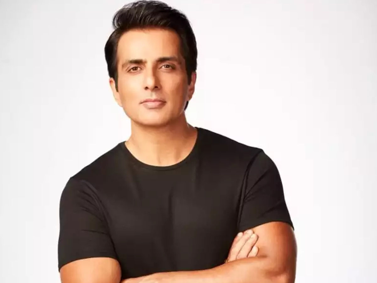 Sonu Sood Reveals the Lesser Know Anecdotes of the South Film Industry -  News18