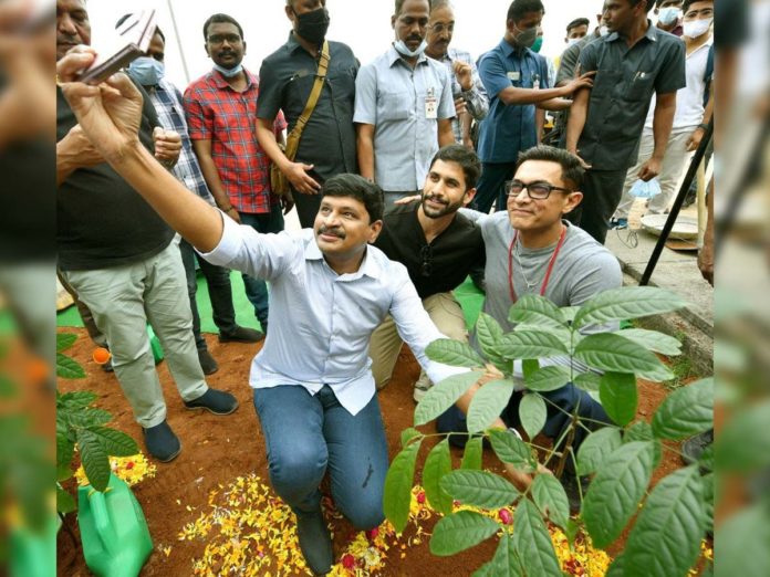 Aamir Khan, Naga Chaitanya participate in Green India Challenge