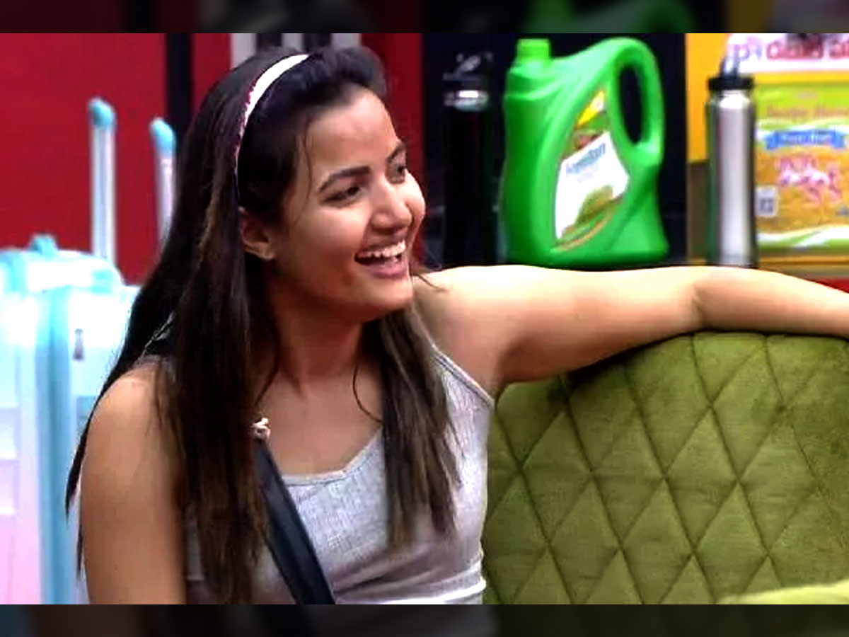  Bigg Boss 5 Telugu : Siri is the first caption of the house