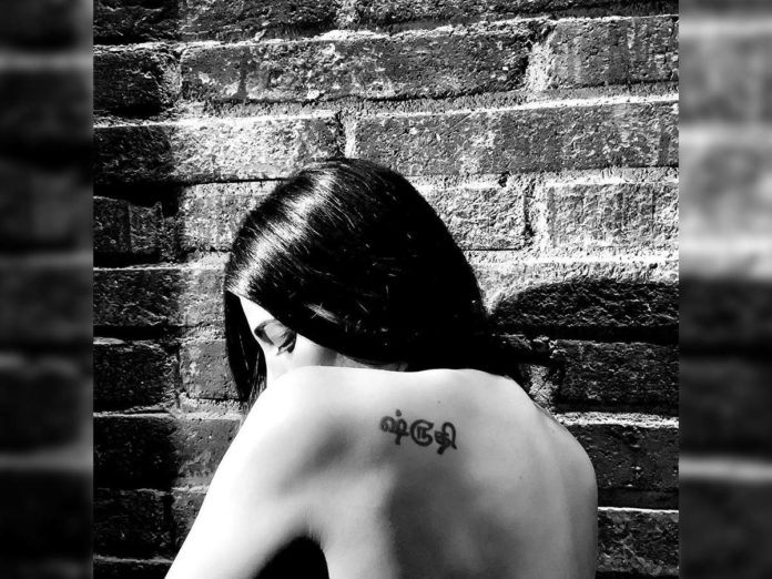 Salaar girl flaunts her tattoo on bare back