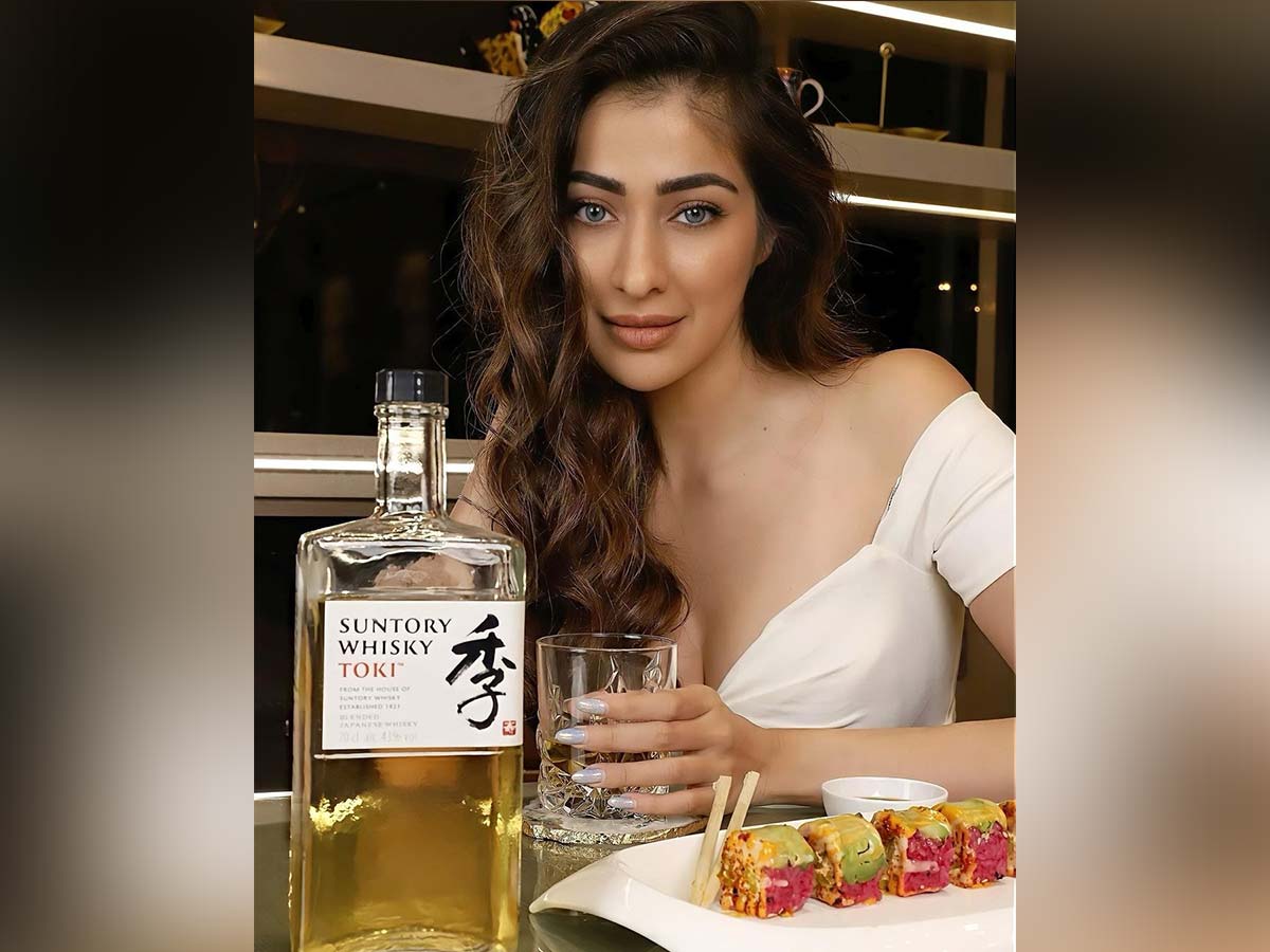 Raai Laxmi promotes whisky on Insta