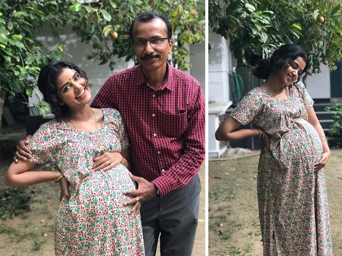 Anupama Parameswaran flaunts baby bump