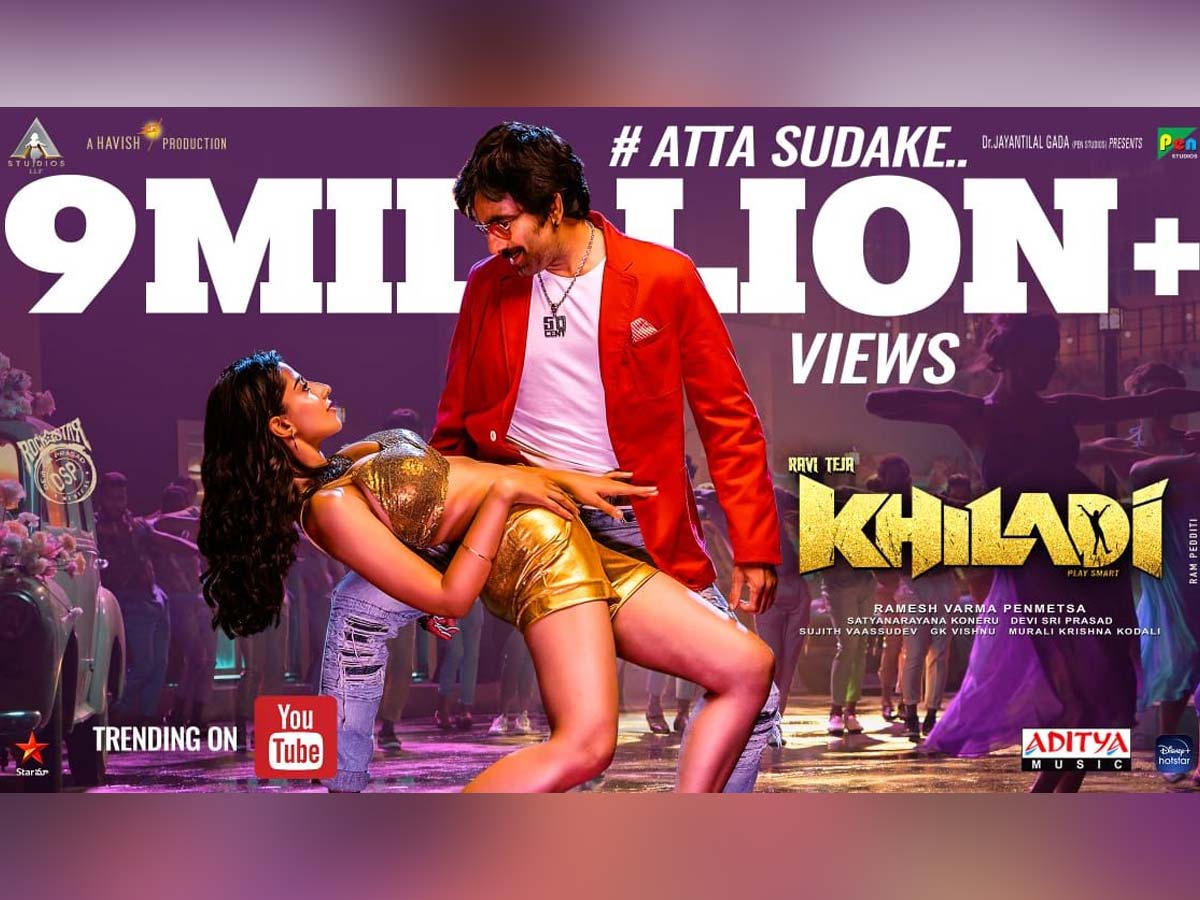 Khiladi Reverberating dance number Atta Sudake @ 9 million views