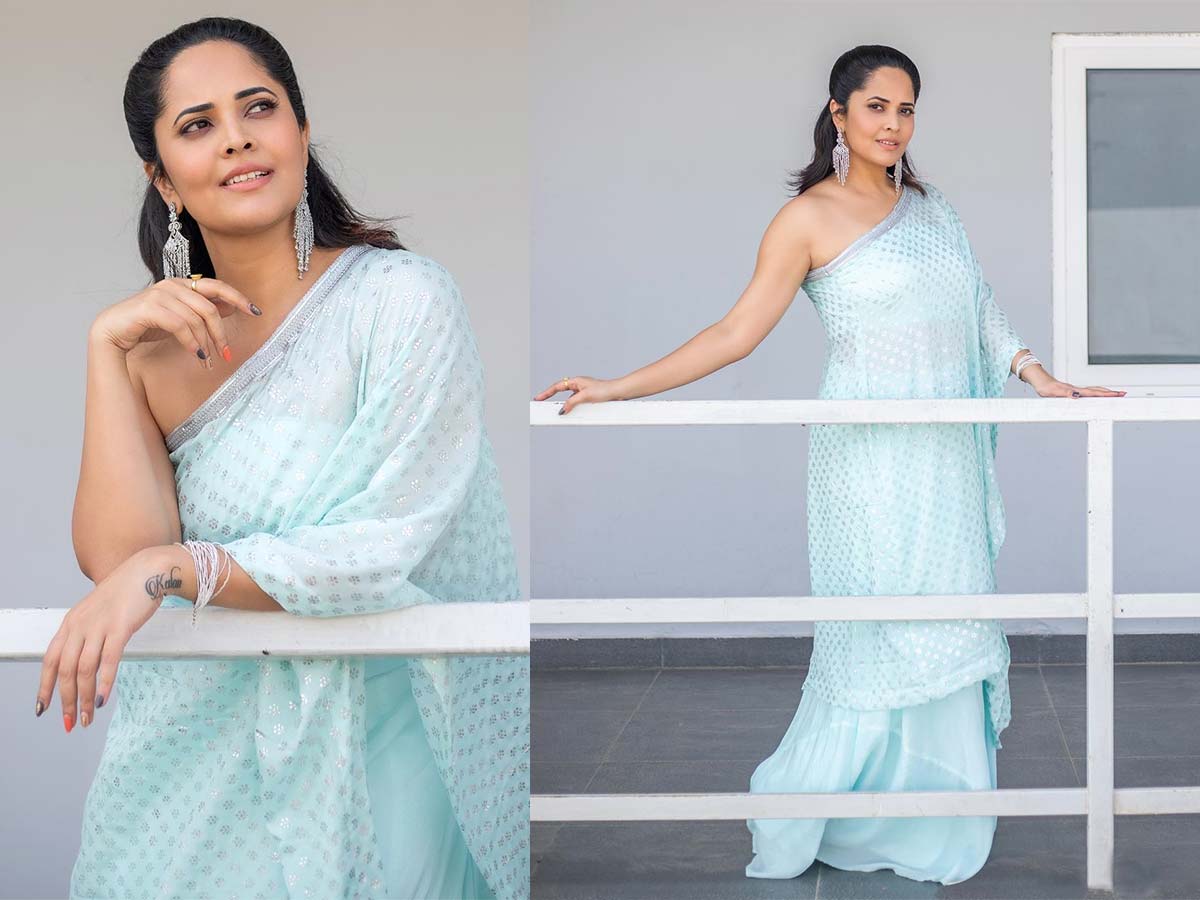 Anasuya going to appear in a different look for another crazy movie!