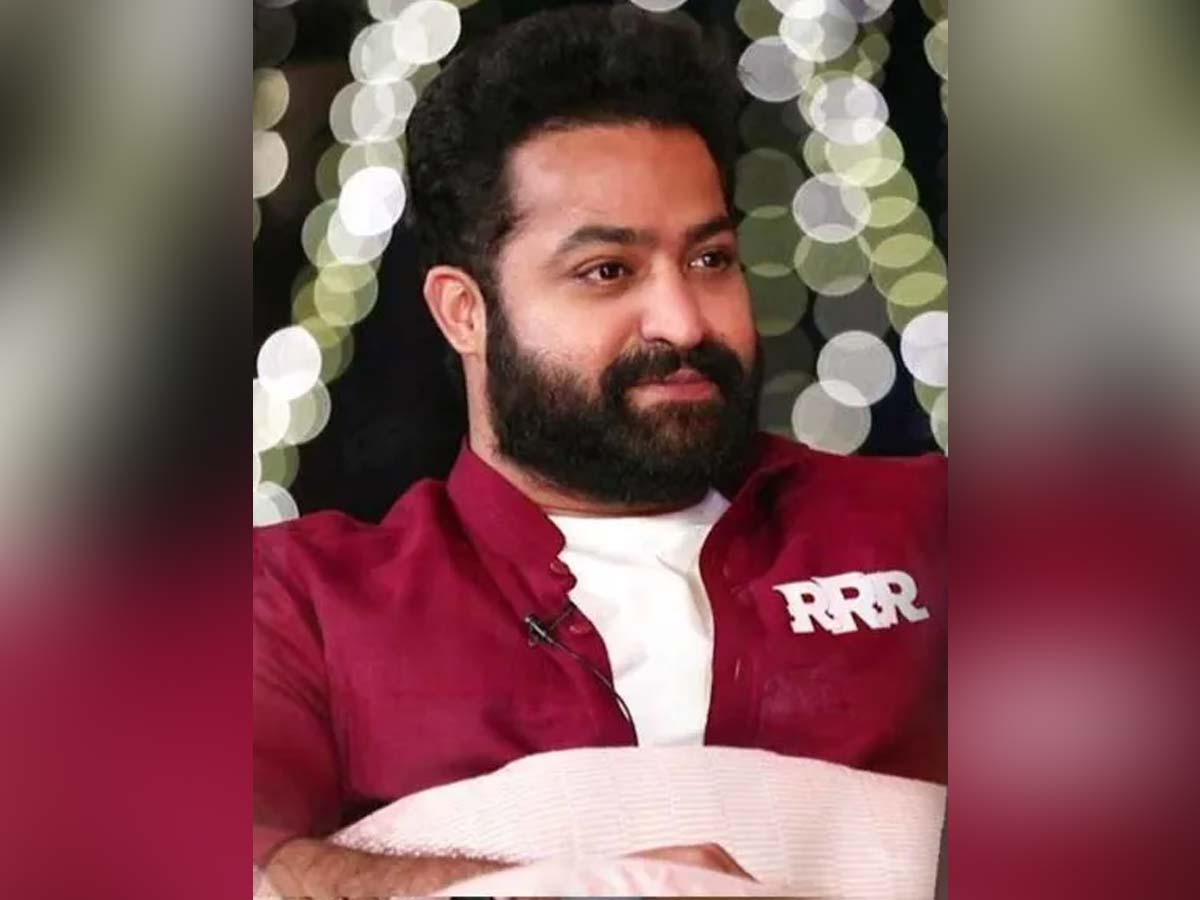 Tarak's return question to the anchor about a p**n star