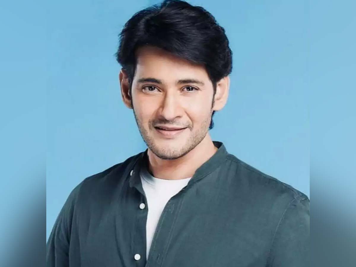 Mahesh Babu crosses limit with double meaning act