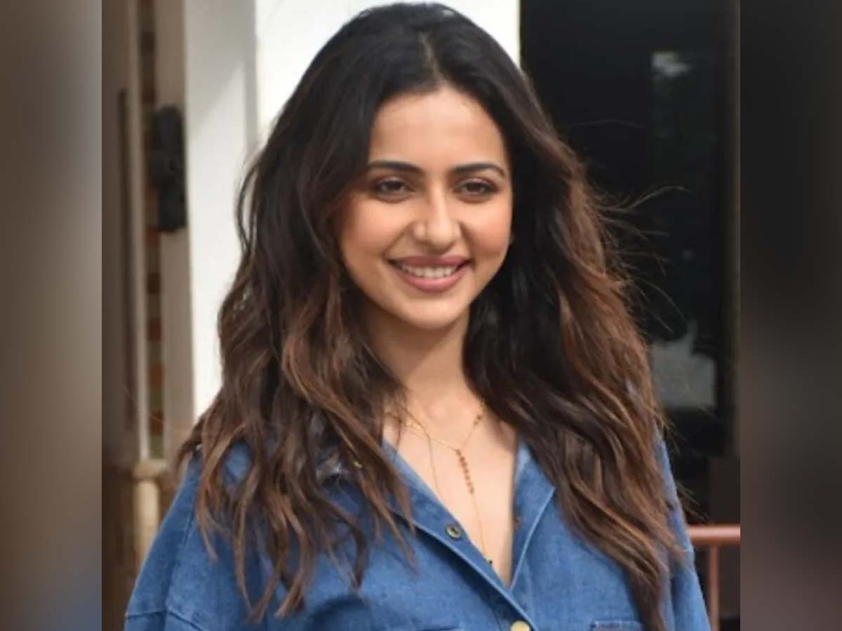 Rakul Preet to change her fortune with Him