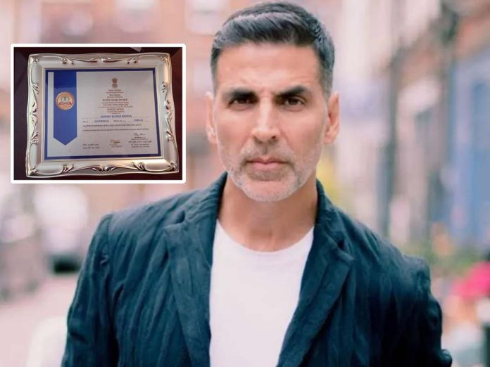 Akshay Kumar receives Samman Patra honour from income tax department; Becomes highest tax payer again