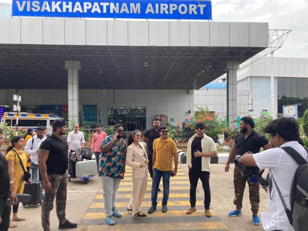 Karthikeya2 Team at Vizag airport