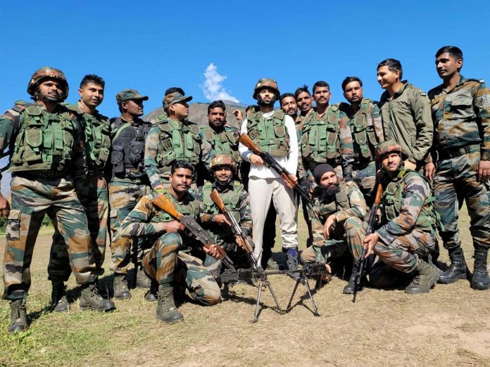 Vijay Deverakonda meets baddest men on the Indian front lines, he learns to shoot a gun from soldiers