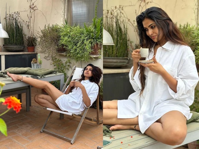 Divi Vadthya tempting show, flaunts se….y thighs and gives sensuous ...