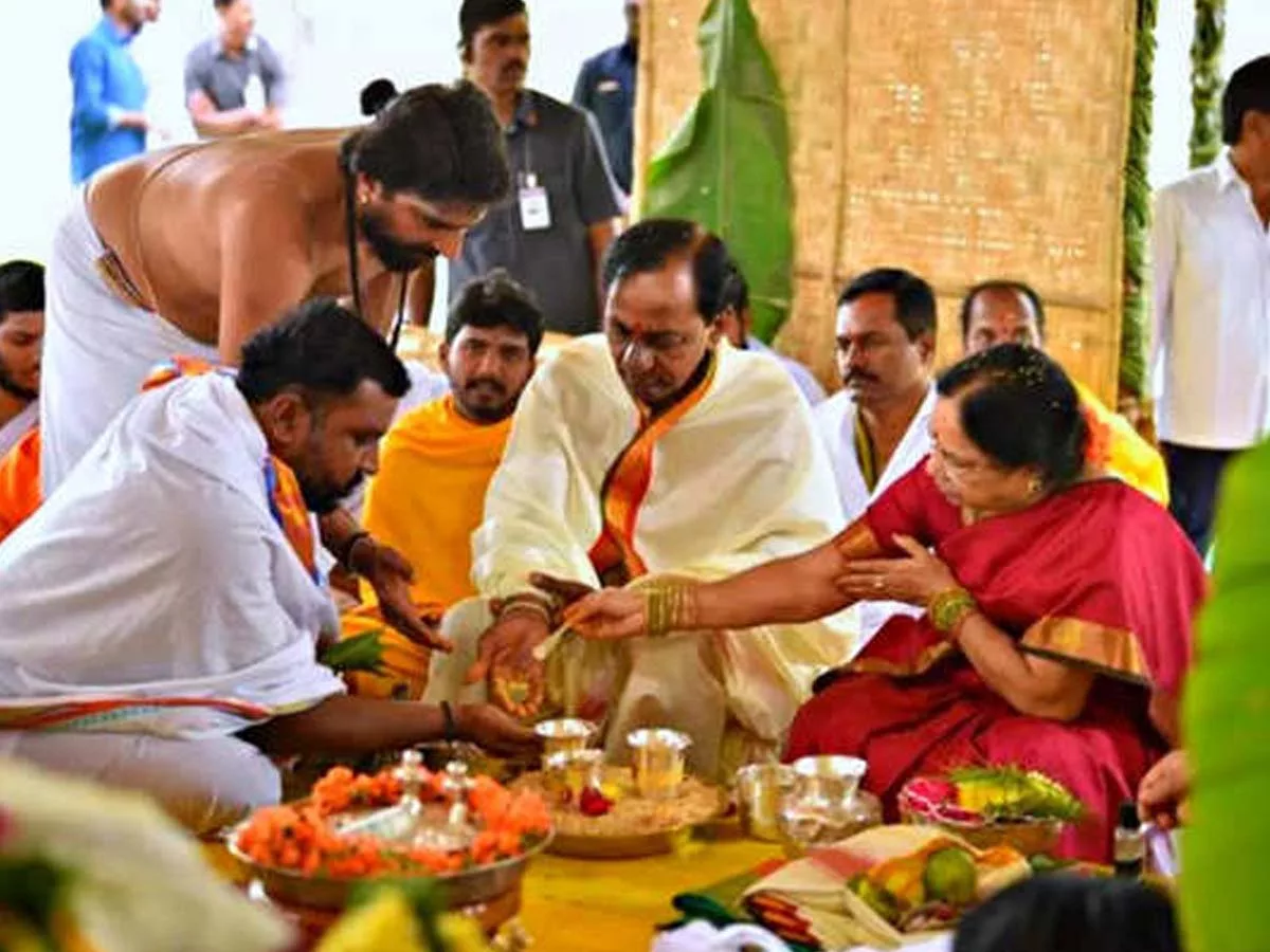 KCR to perform Rajashyamala Yagam in Delhi to inaugurate BRS office