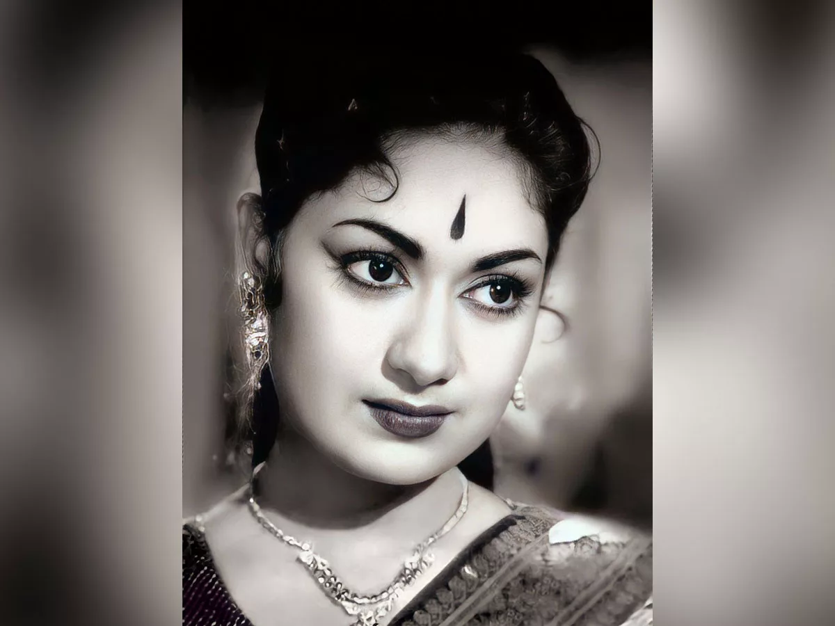 Remembering Legendary Actress- Mahanati Savitri on her Birth Anniversary