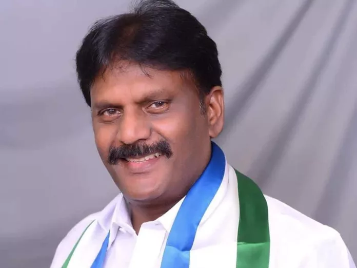 YSRCP MLA Eliza narrow escape in road accident