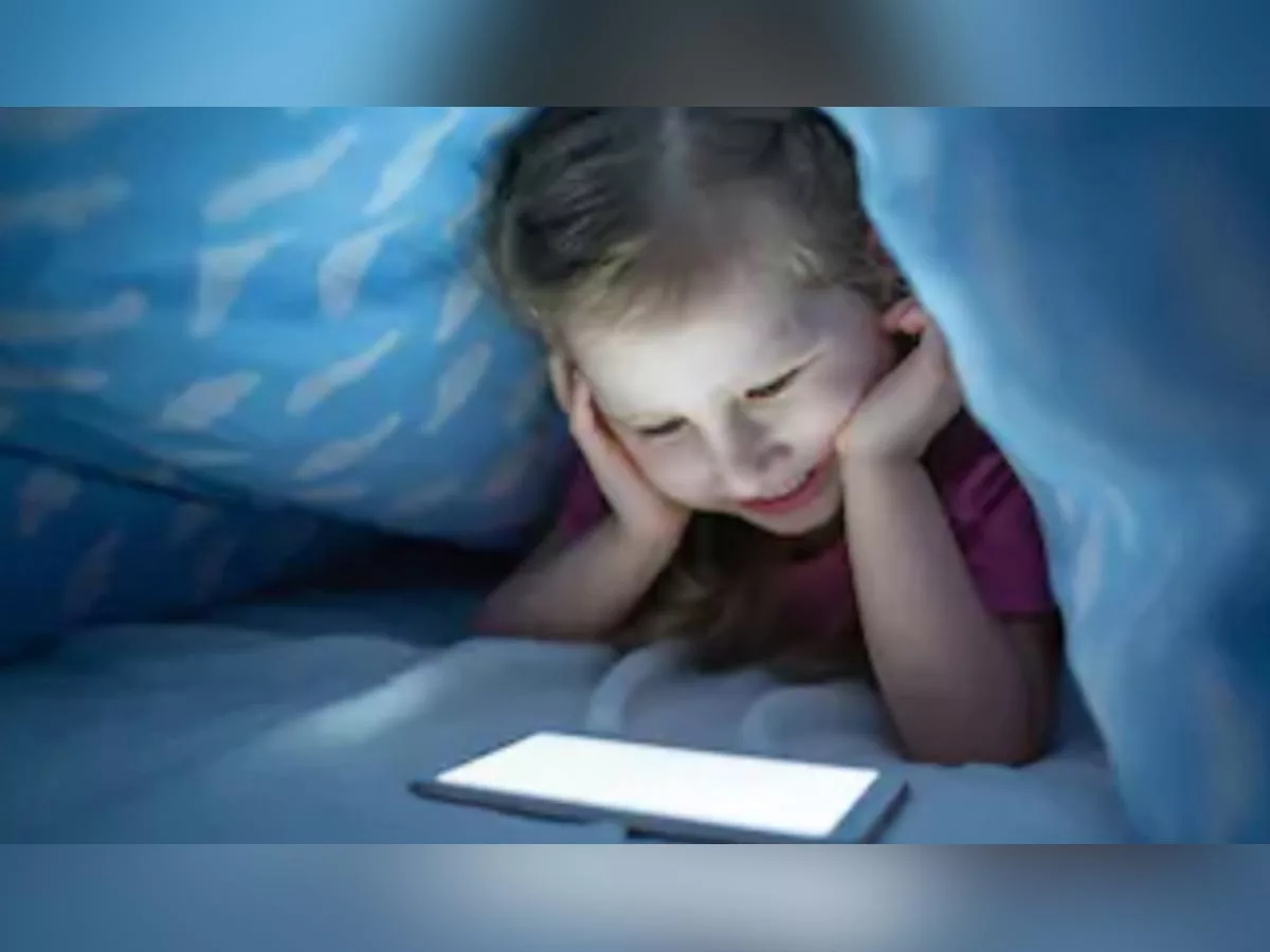 Warning signs of internet addiction in teens, How to stop your child digital addiction