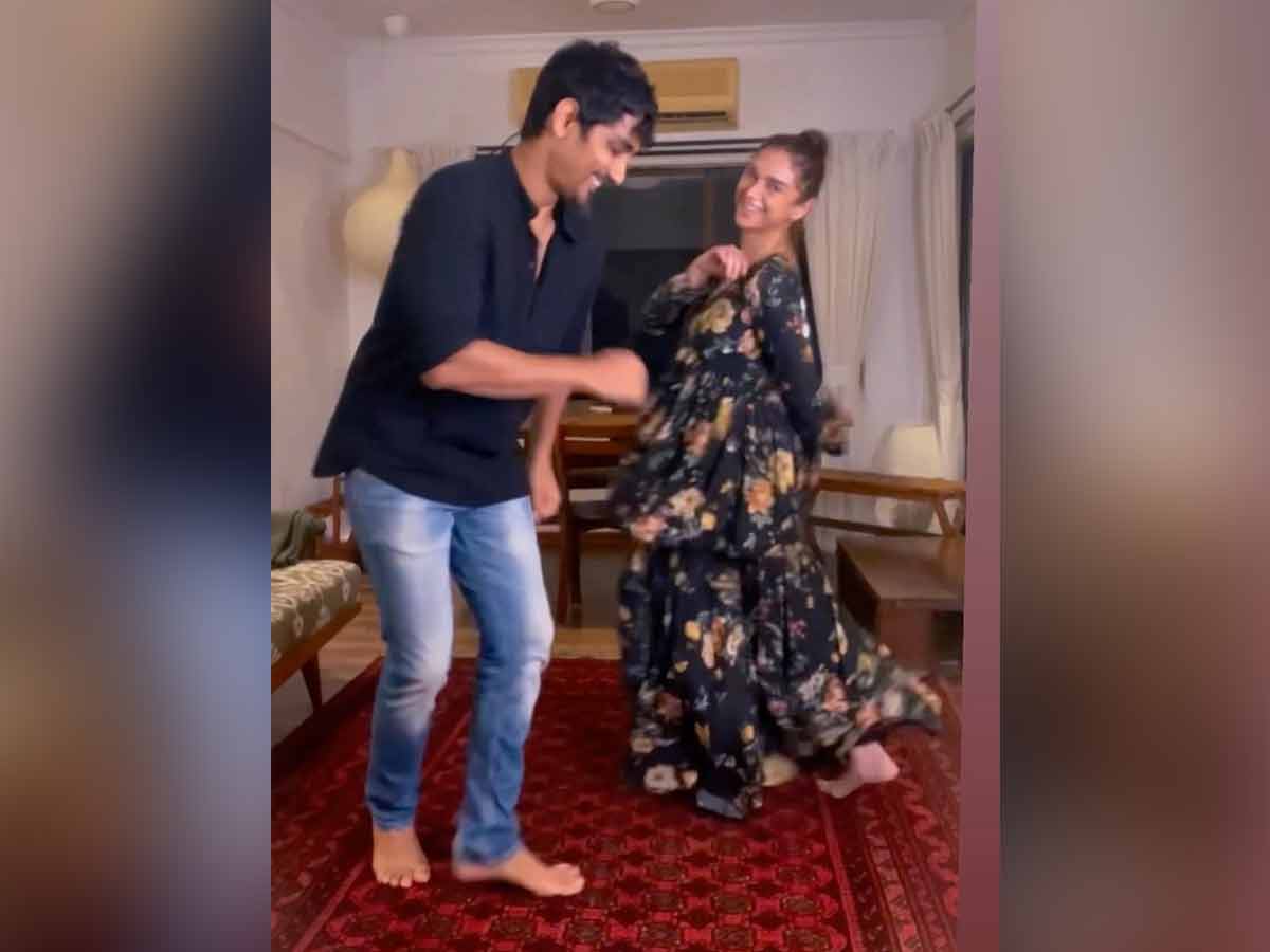 Siddharth and Aditi Rao Hydari dance with amazing steps, love birds dance reel viral