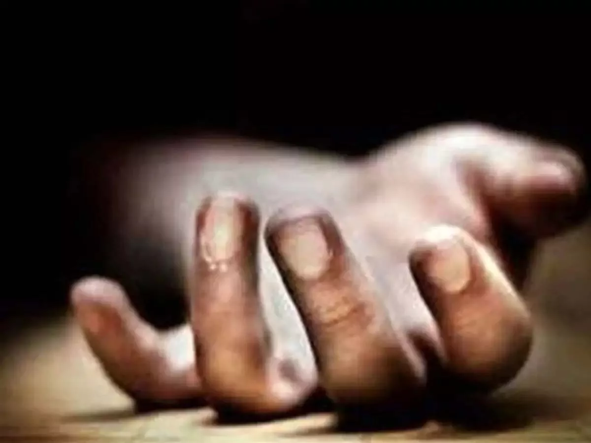 15-year-old student attempts suicide by jumping from third floor of Sri Chaitanya Techno School, Khammam